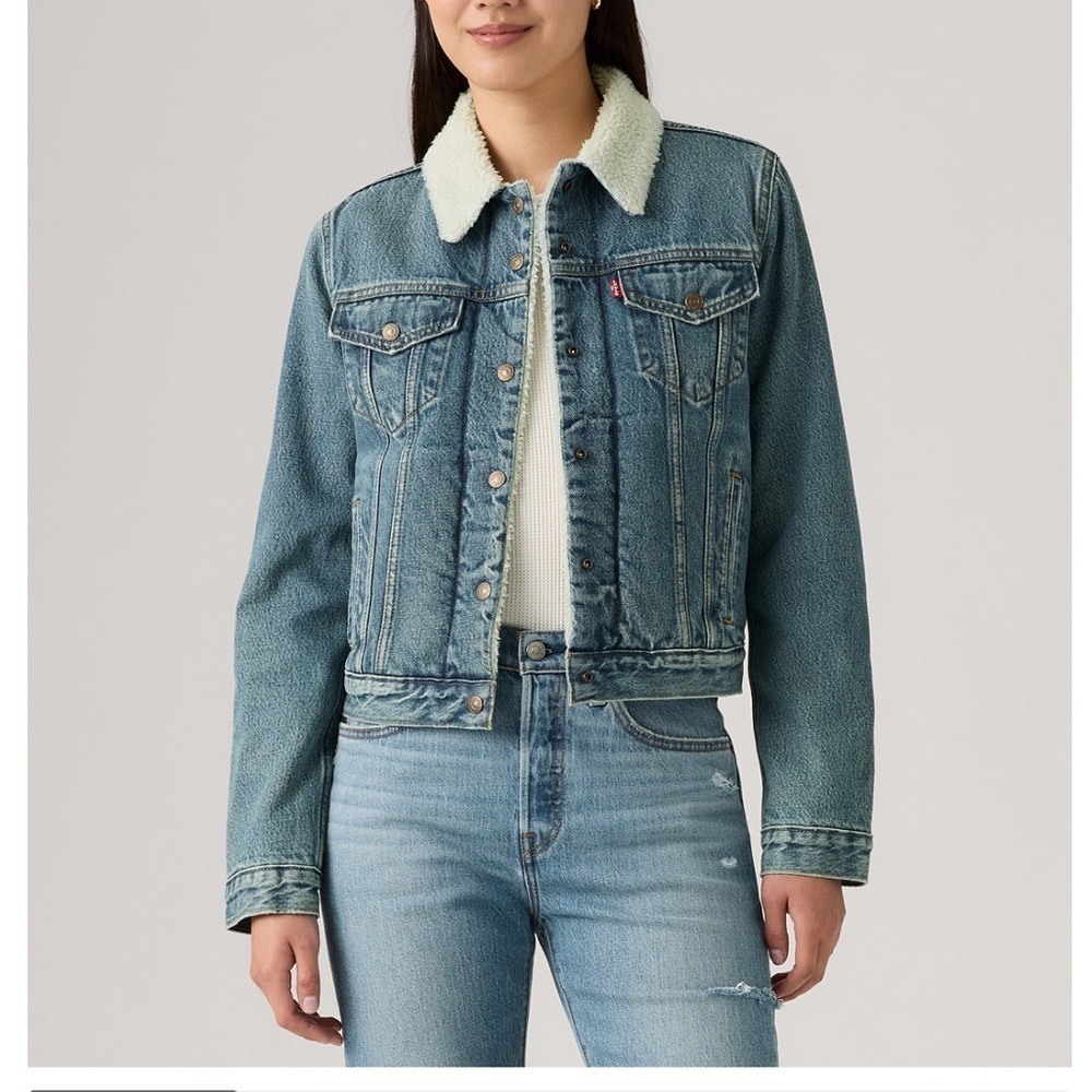 Levi's Blue Denim Jacket with White Collar like new